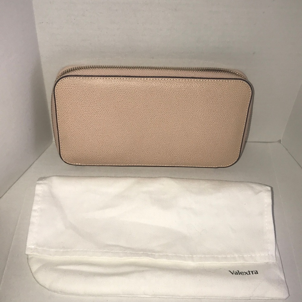 Valextra Classic‎ Zip Close Wallet